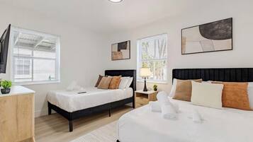 3 bedrooms, iron/ironing board, free WiFi, bed sheets