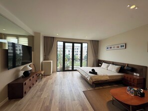 Camera Superior con letto matrimoniale o 2 letti singoli | Ferro/asse da stiro, Wi-Fi gratuito