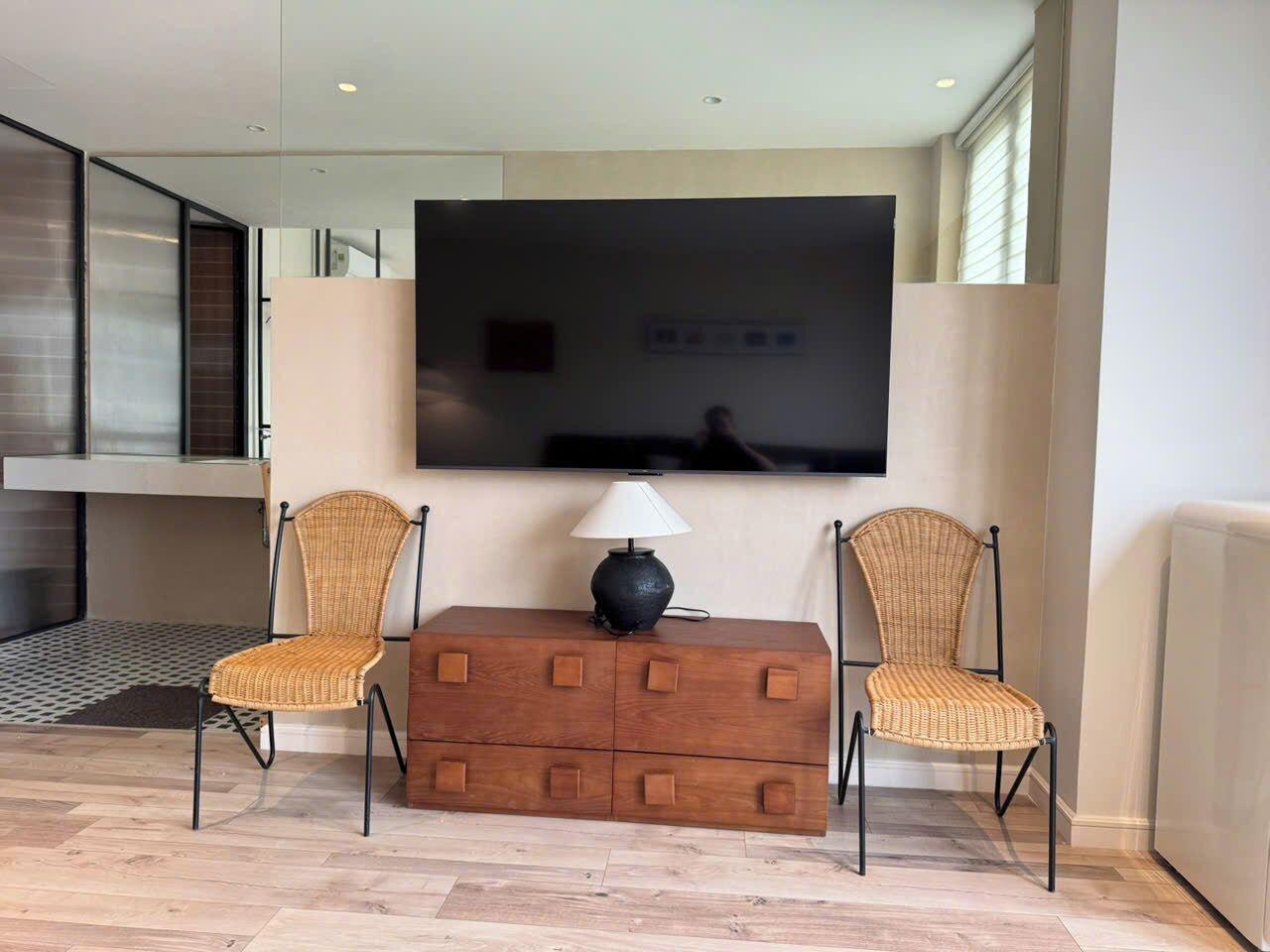 เตารีด/โต๊ะรีดผ้า, Wi-Fi ฟรี