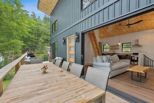 Lakeside Casita with Hot Tub: little Sebago Lake
