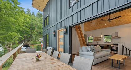 Lakeside Casita with Hot Tub: little Sebago Lake