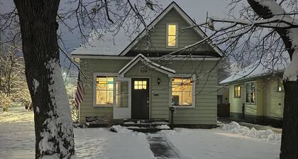 Woodford - Walk to campus & down town Missoula