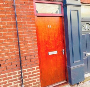 Exterior detail - Stylish studio in Liverpool (Liverpool)