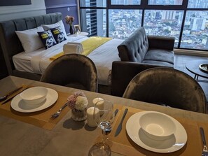 Comfort Studio, City View | Iron/ironing board, free WiFi, bed sheets - Scarletz Suites KLCC Near Twin Towers (Kuala Lumpur)