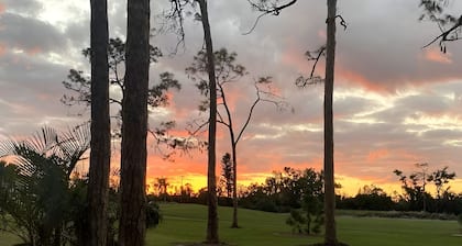Peaceful Condo -Golf Course & Sunset Views -Min stay required