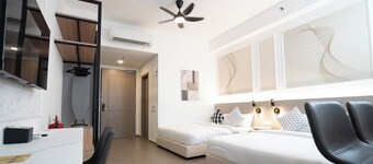 Mossaz Suites Walk to Empire City Mall