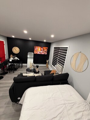 1 bedroom, iron/ironing board, WiFi, bed sheets