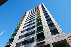 Exterior - UNIQUE CBD BOTIQUE STAY|BALCONY| NETFLIX | WIFI |Rundle St|UniAdelaide|UniSA|RAH (Adelaide)