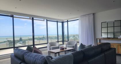 U Suites at The Links