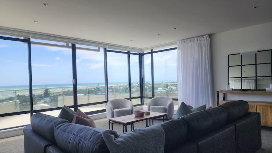 U Suites at The Links