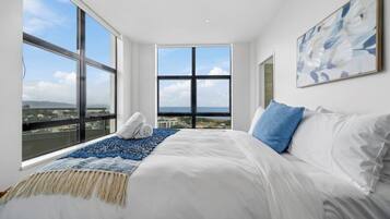 Panoramic Apartment, Ocean View | Bathroom