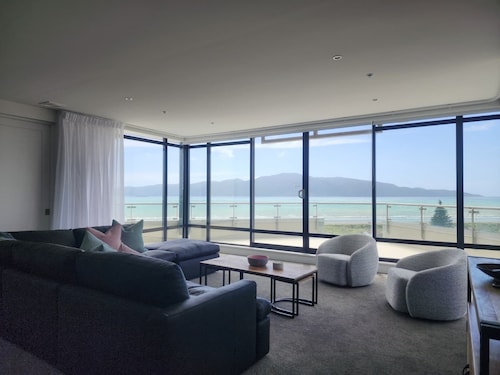 U Suites at The Links