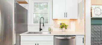 A Stylish Getaway in the Heart of Salisbury