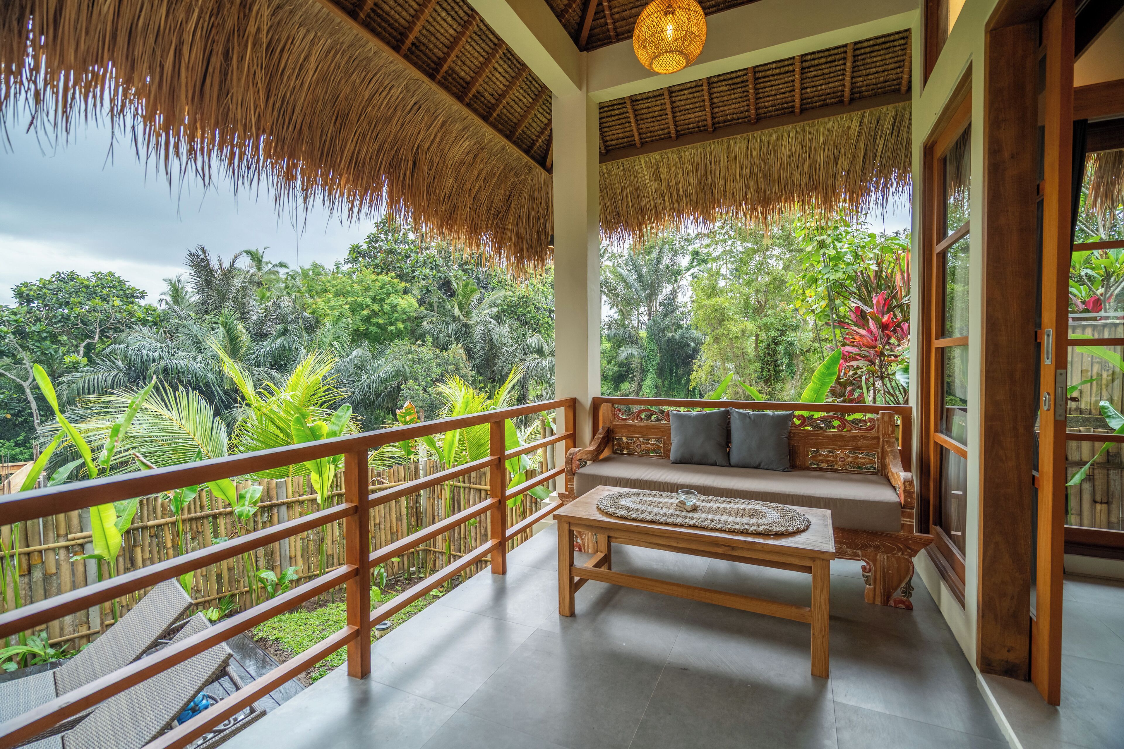 Caja de seguridad en la habitación, wifi gratis y ropa de cama 