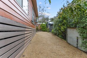 Property grounds - Saltwater Shack Anglesea (Anglesea)