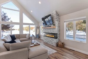 TV, fireplace, offices