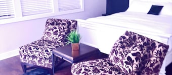 3-bedroom villa in charming Nashville with in 5 minute from Downtown Nashville