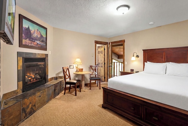 Family Room, Garden View | Free WiFi