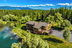 Aerial view - Duck Inn Lodge (Whitefish)