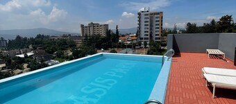 Trendy Oasis Park Studio in Kimihurura - Kigali