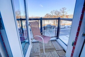 Property grounds - New Cozy Guest Suite+Private entrance and Parking (Richmond Hill)