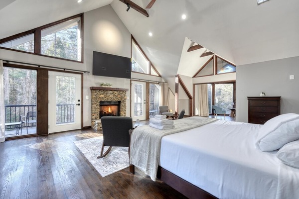 5 quartos, Wi-Fi de cortesia, roupa de cama