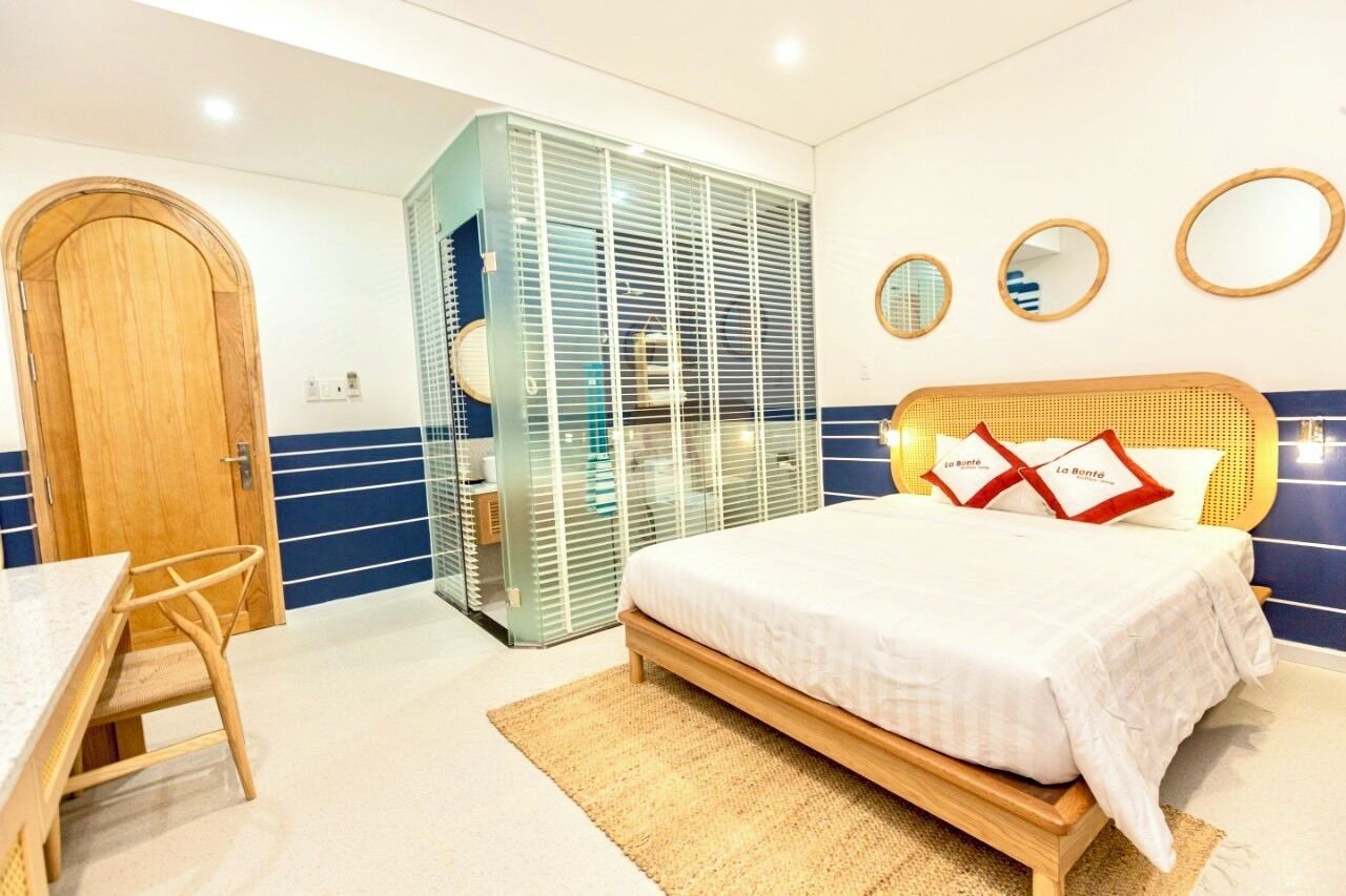 Luxury Double Room | Egyptian cotton sheets, premium bedding, down comforters