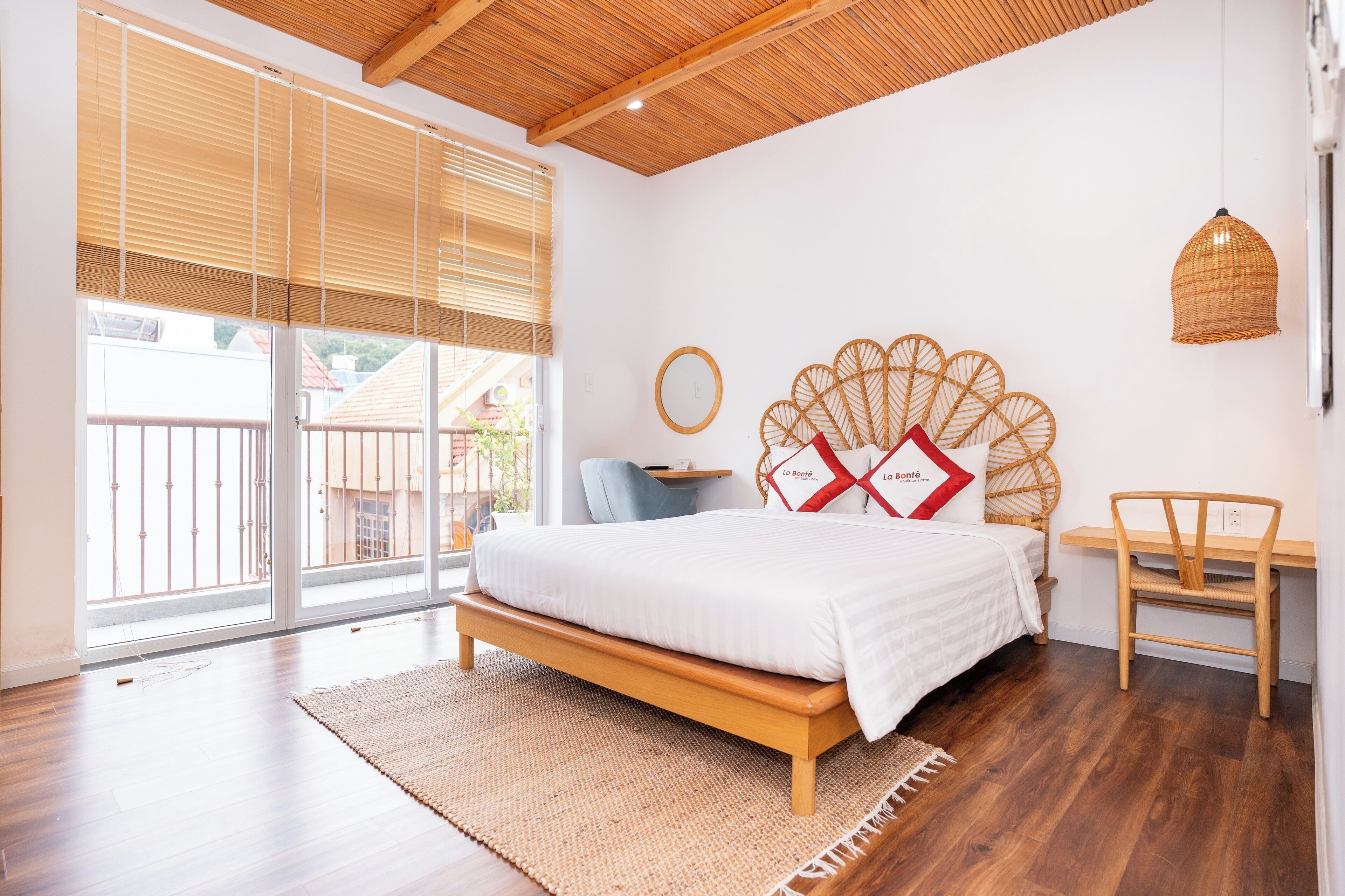 Luxury Double Room, City View | Egyptian cotton sheets, premium bedding, down comforters