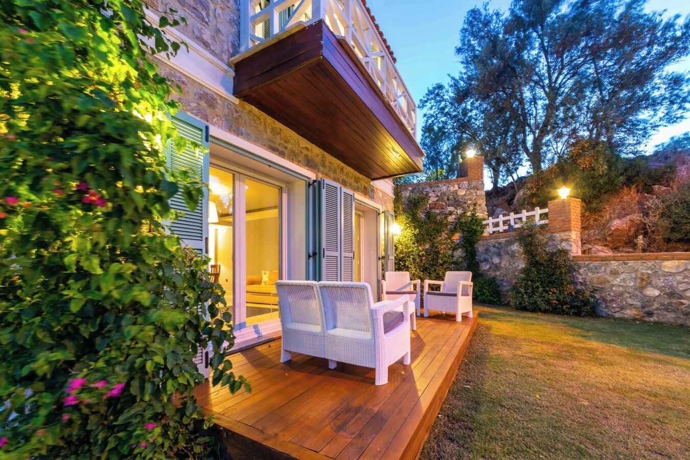 Villa, 3 Bedrooms, Bay View, Sea Facing | Terrace/patio