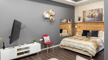 Apartment, 1 Queen Bed with Sofa bed, Kitchen | Blackout curtains, iron/ironing board, free WiFi