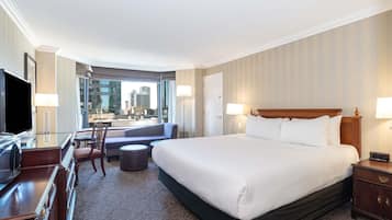 Habitación individual básica, vistas a la ciudad | Tabla de planchar con plancha y wifi gratis