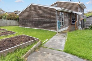 Property grounds - The Balcony - pet friendly! (Jan Juc)