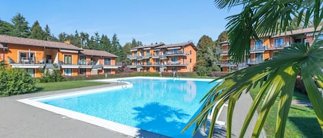 Family Apartment, Multiple Bedrooms (Blu Oltrelago Pool & Lake) | Pool