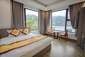 Basic Double Room | Free WiFi - Victoria Hotel MC by Bay Luxury (Moc Chau)
