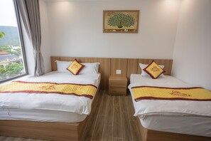 Standard Twin Room | Free WiFi - Victoria Hotel MC by Bay Luxury (Moc Chau)