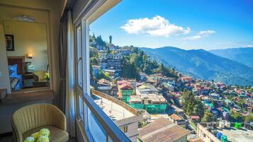 Phòng đôi Premier, quang cảnh núi | Quang cảnh từ phòng