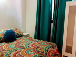 Apartment | 2 bedrooms, iron/ironing board, bed sheets - Chalet Familiar con Barbacoa y Terraza Soleada a Minutos del Mar (Vejer de la Frontera)