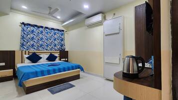 Deluxe Double Room | Free WiFi