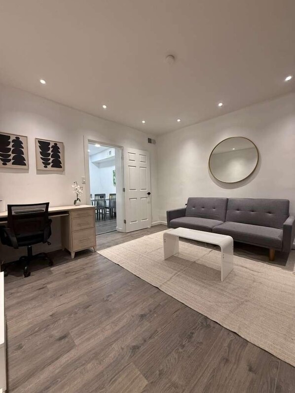 Living area - Cozy 1-bedroom 2 beds awesome apartment in El Paso (El Paso)