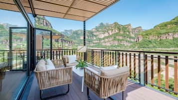 Panoramic-Doppelzimmer, Bergblick | Blick vom Balkon