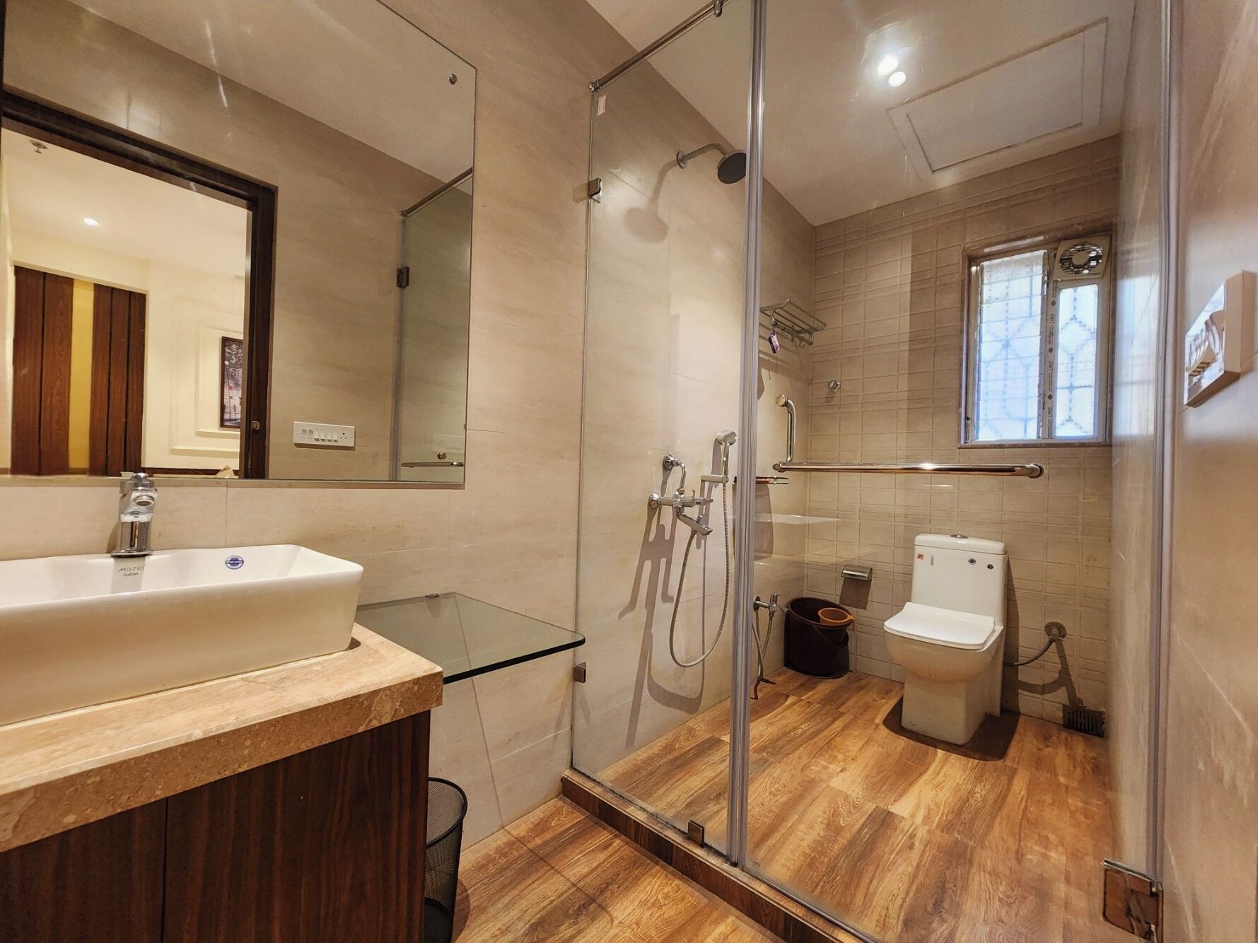 Shower, towels, soap