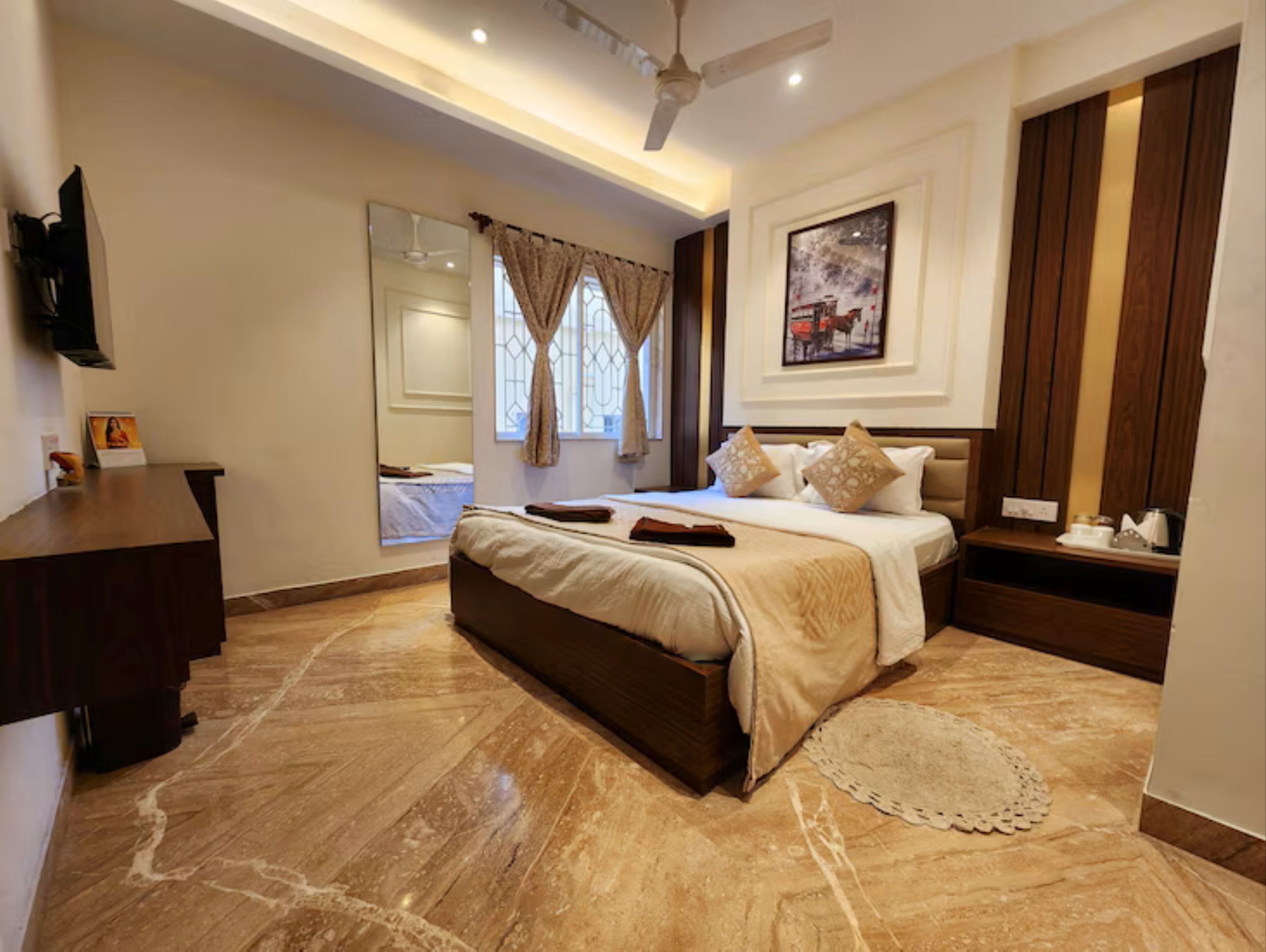 Deluxe Double Room | Free WiFi