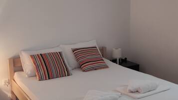 Apartment (Three Bedroom Apartment with Terrace ) | 3 Schlafzimmer, Babybetten