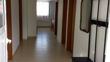 Apartment (Three Bedroom Apartment with Terrace ) | Lobby