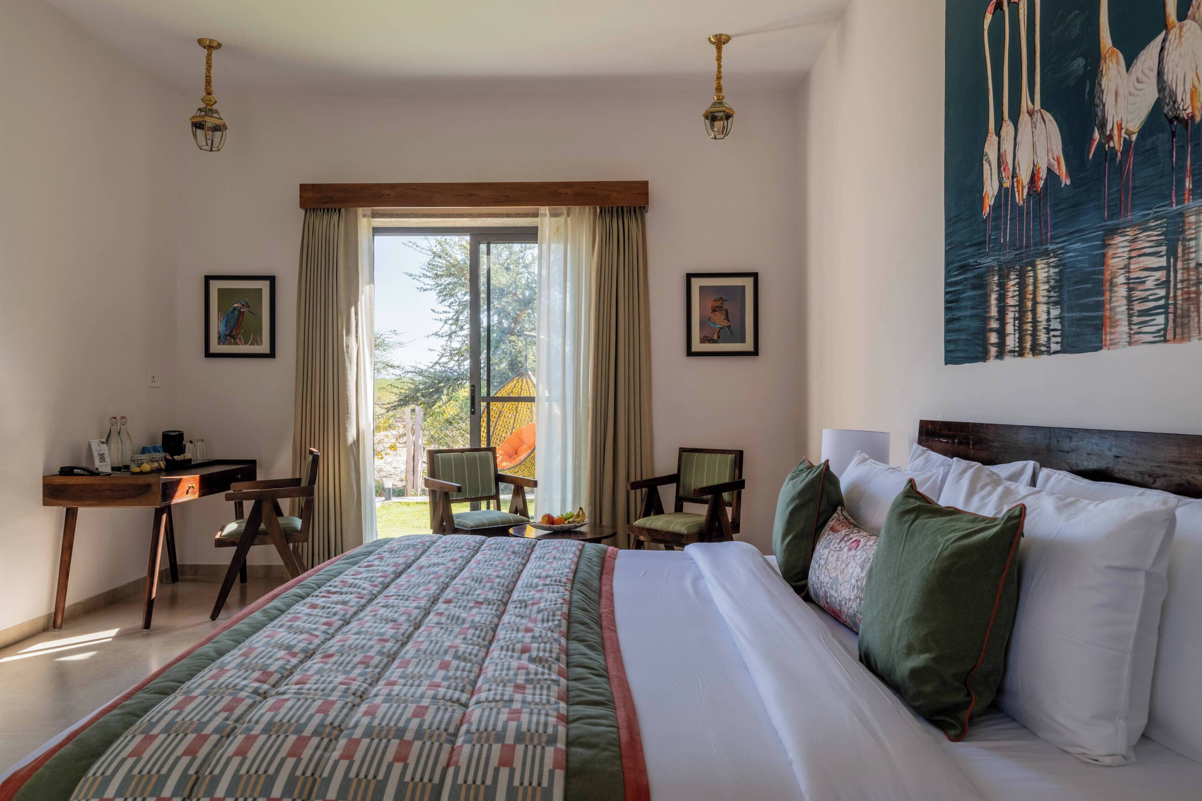 Kamar, pemandangan kebun | Brankas, meja kerja, dan Wi-Fi gratis