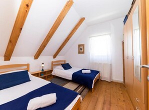 3 habitaciones y cunas 