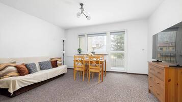 Televisión, oficina