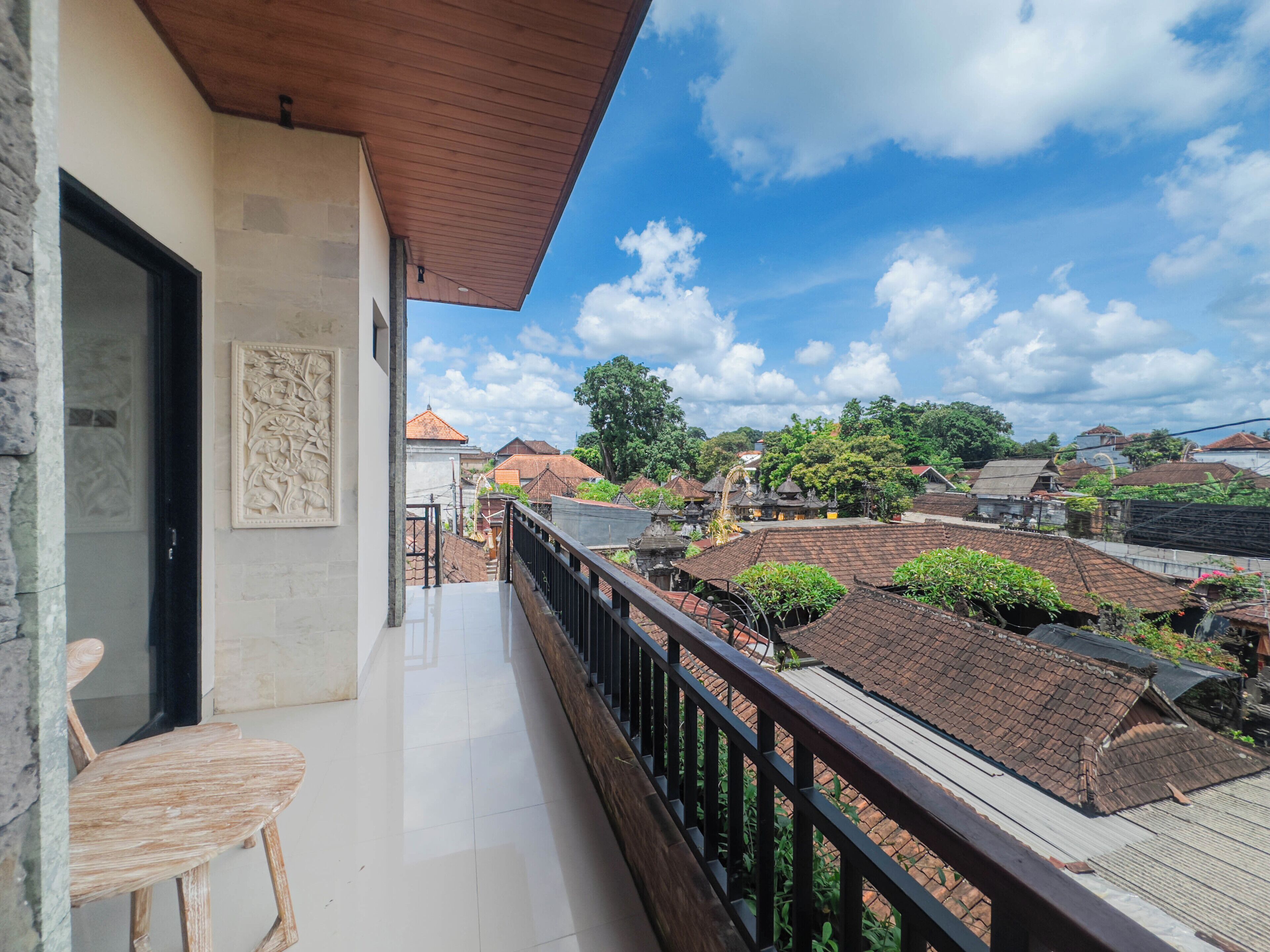 디럭스룸 | 발코니