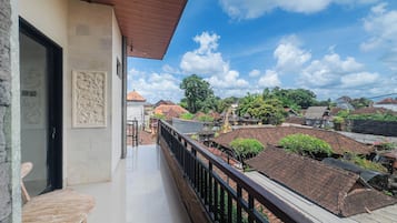 Deluxe Room | Balcony