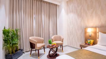 Dobbeltrom – deluxe, byutsikt | Strykejern/-brett og wi-fi (inkludert)